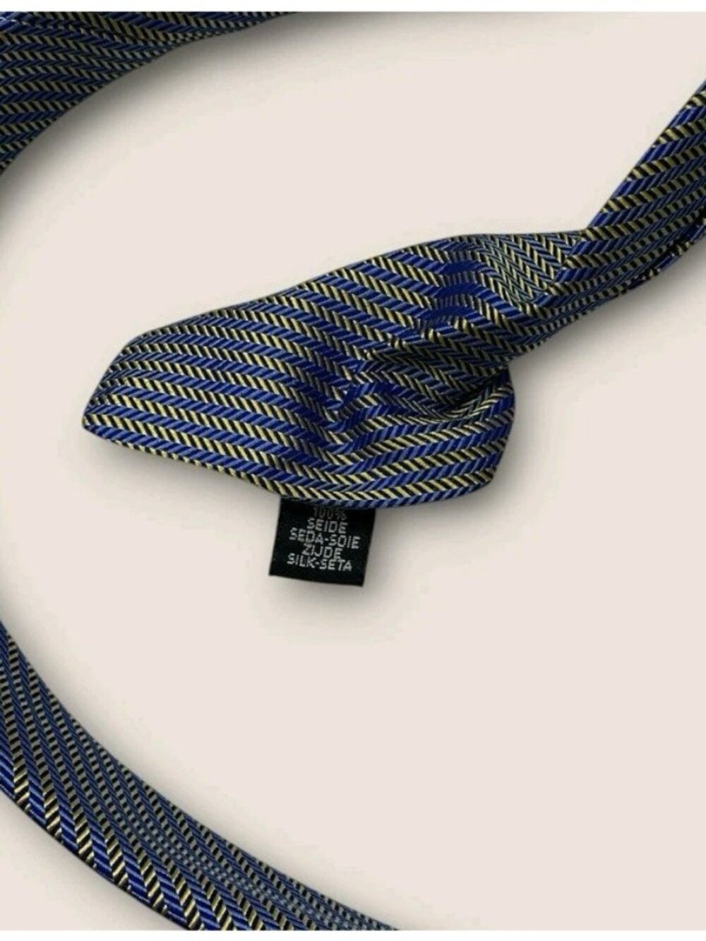 CHARLES TYRWHITT Silk Tie ENGLAND Changing Blue Gold Herringbone W:3.7" EUC - Picture 3 of 6